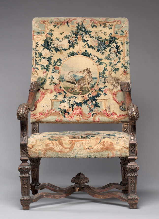 Armchair (1 of 4)