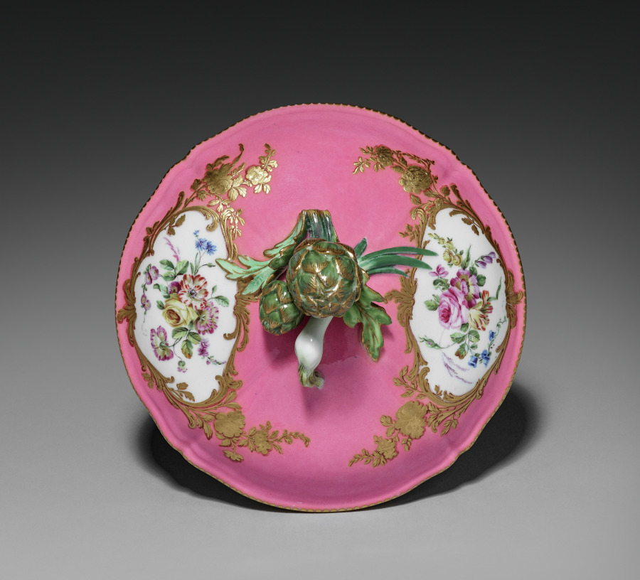 Cover for a Tureen
