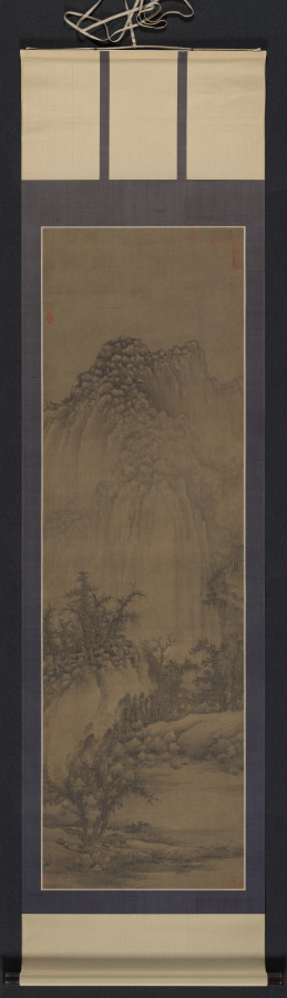 渓流と山あいの仏庵
