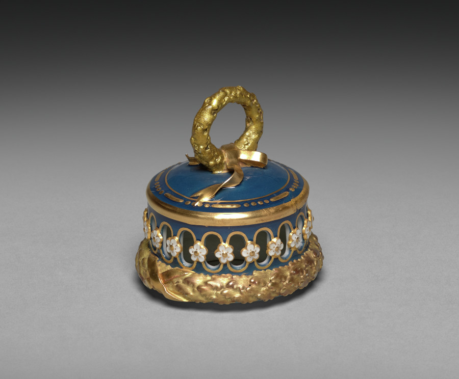 Cover for a Vase