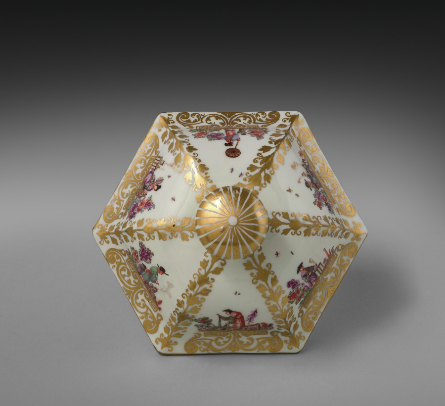 Cover for a Vase