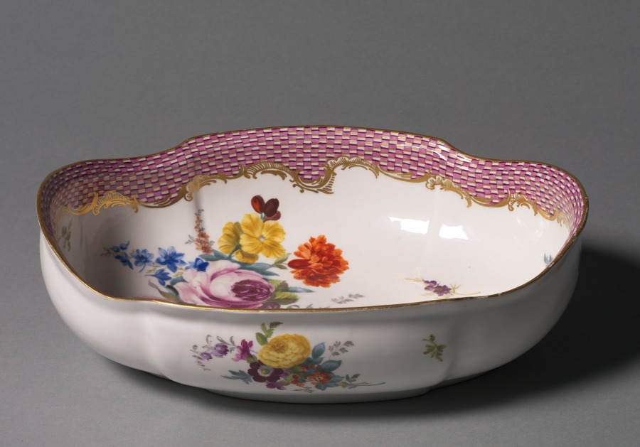 Meissen Porcelain Factory《Basin》(クリーヴランド美術館蔵)