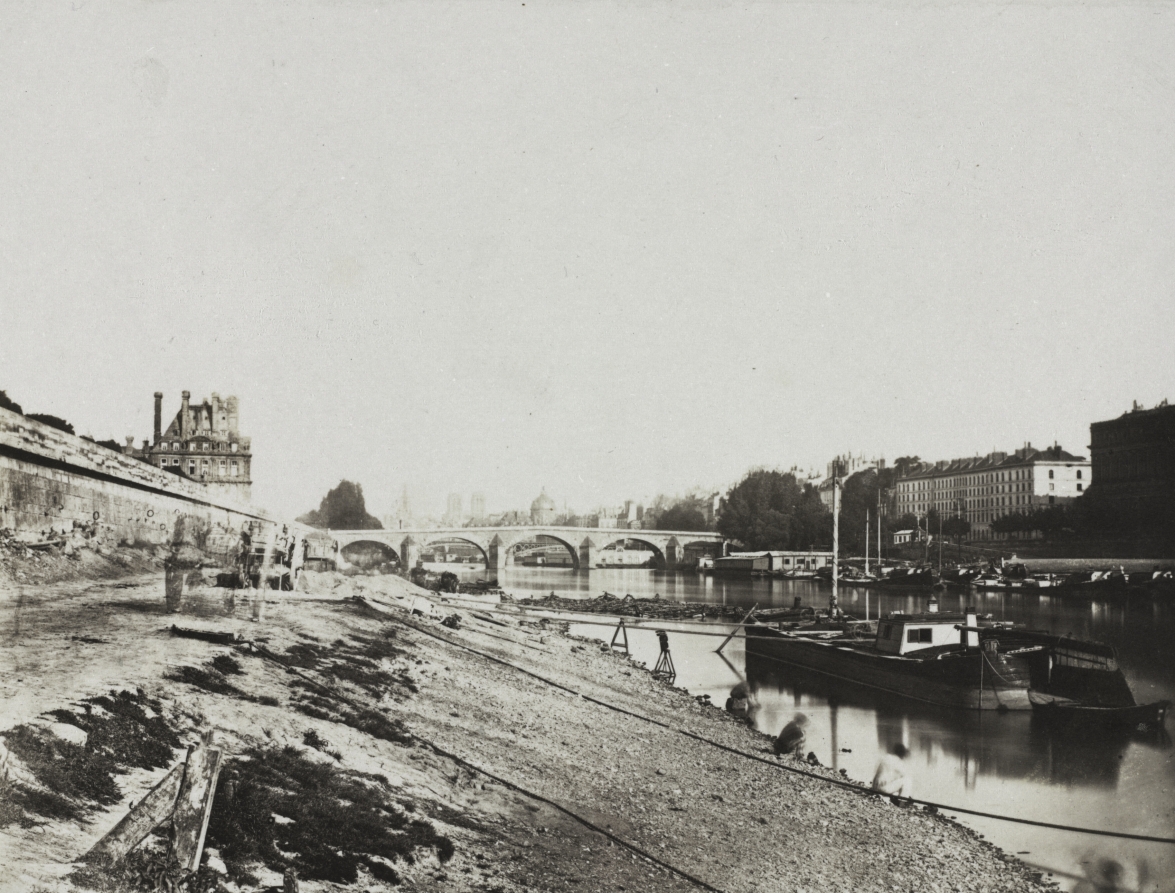 View from the Pont de la Concorde