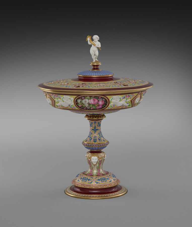 Standing Cup and Cover