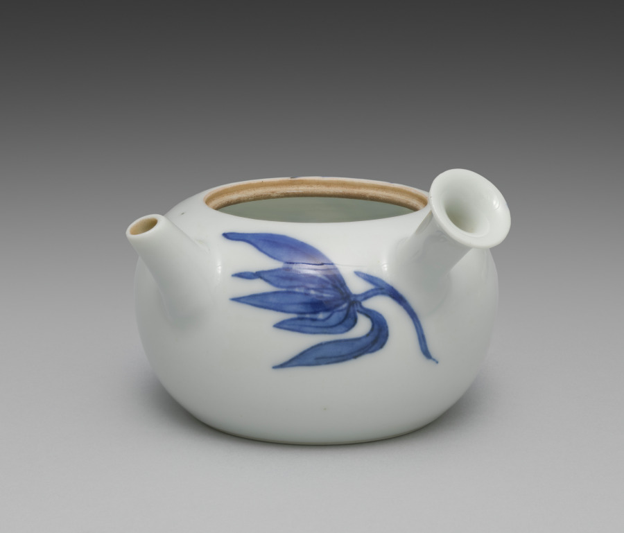 急須(蘭文の茶器揃より)