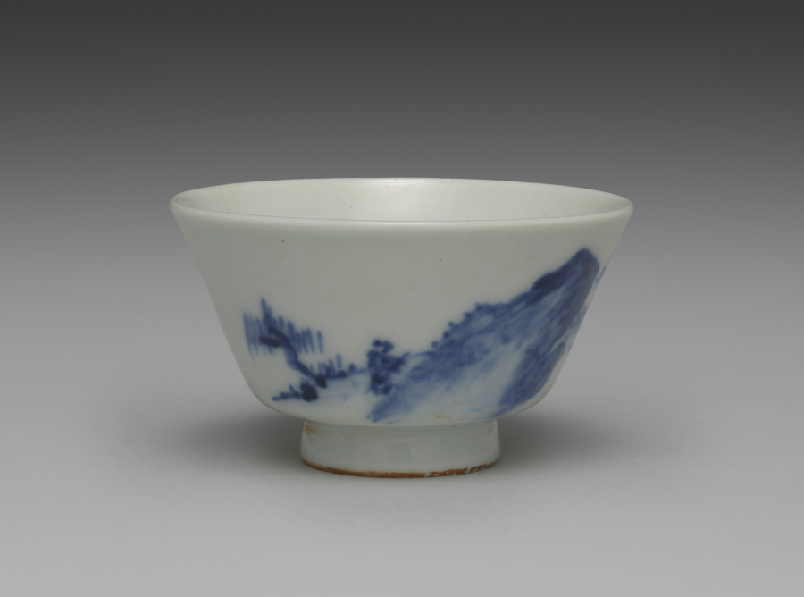 湯呑（中国山水文の湯呑より）