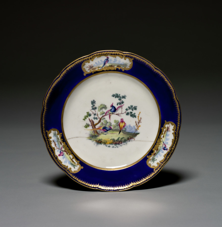 Sèvres Porcelain Factory《Plate》(クリーヴランド美術館蔵)
