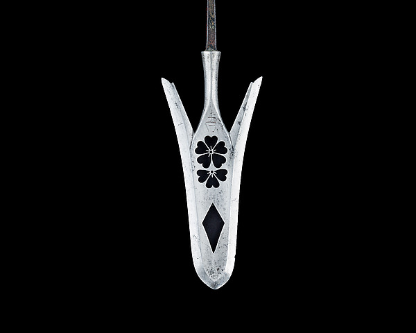 Arrowhead (<i>Yanone</i>)